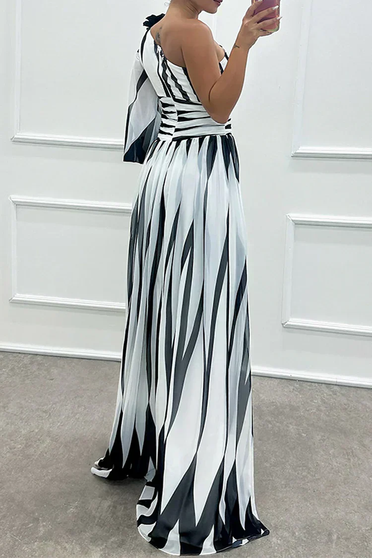 Shiloh | Elegant Striped Maxi Dress with One Shoulder
