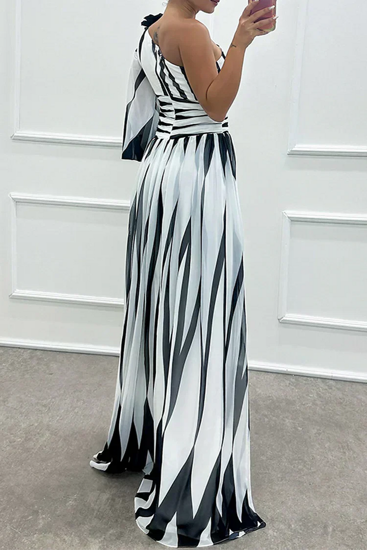 Shiloh | Elegant Striped Maxi Dress with One Shoulder