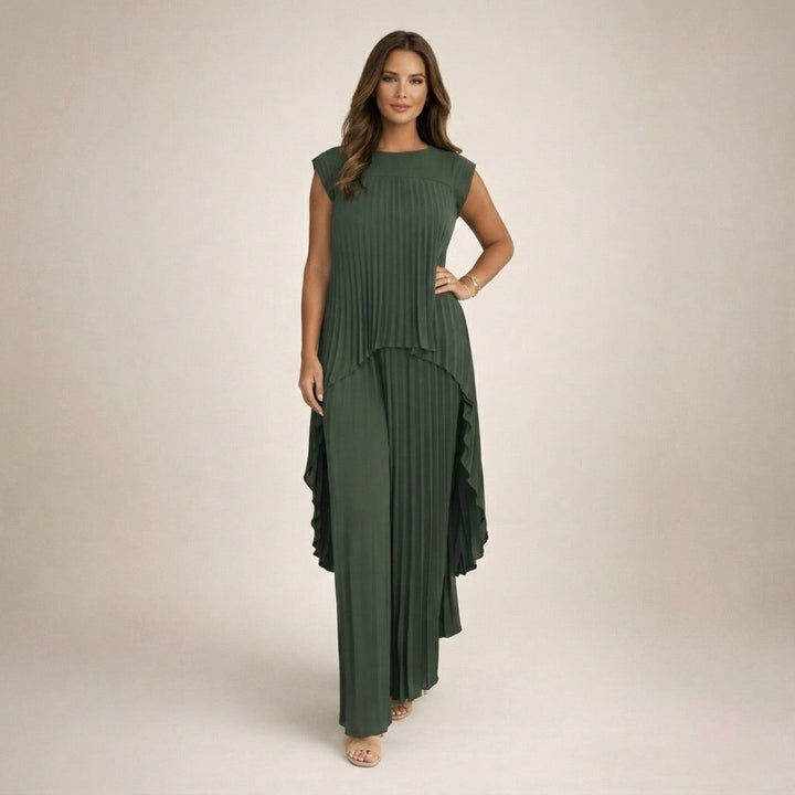 Halina | Elegant Set with Pleats