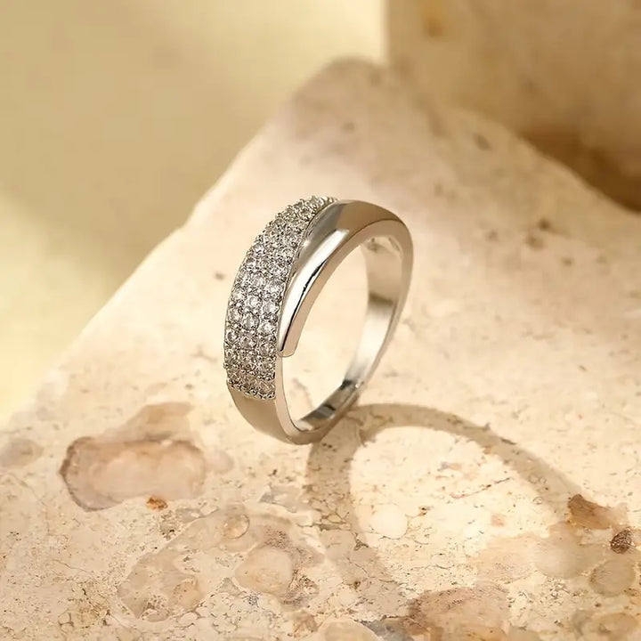 Hallie | Elegant Ring with Sparkling Stones (Buy 1 Get 1 FREE)