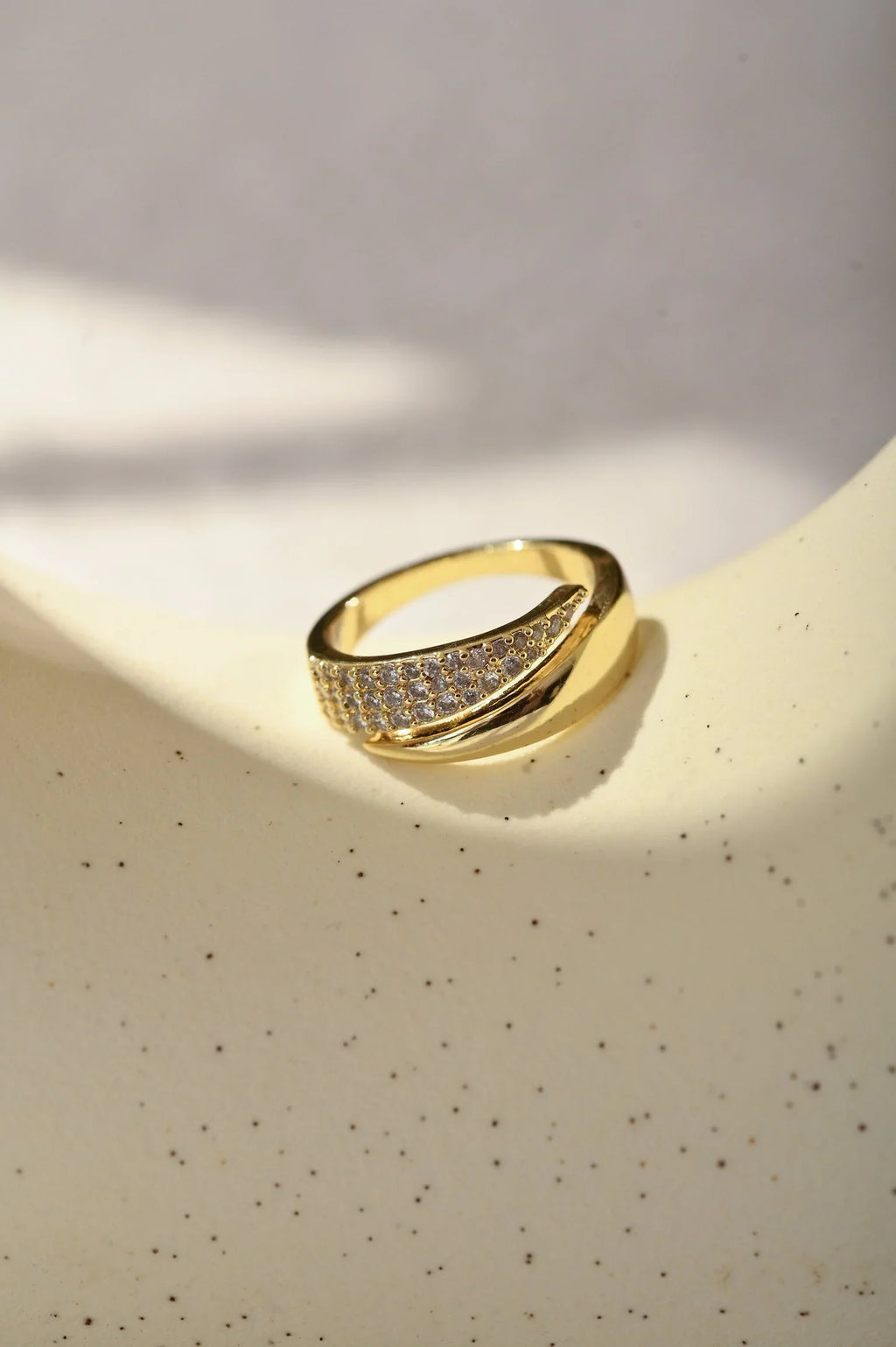 Hallie | Elegant Ring with Sparkling Stones (Buy 1 Get 1 FREE)