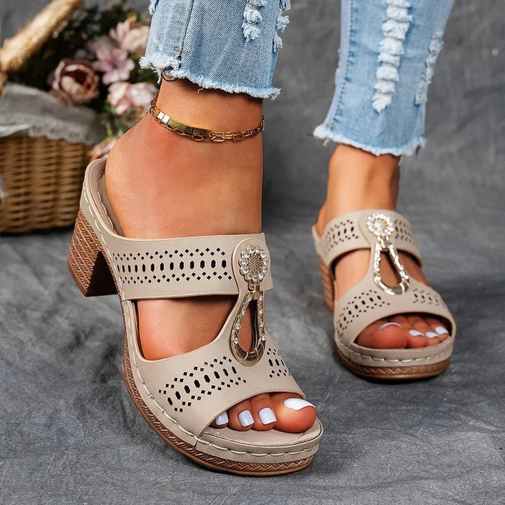 Niana | Orthopedic Sandals